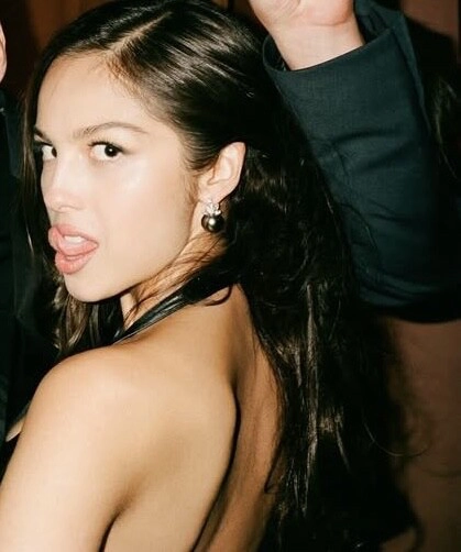 Olivia Rodrigo sexy photo